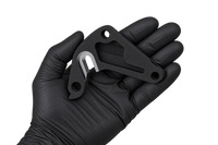Hanger 10 in an open palm 1