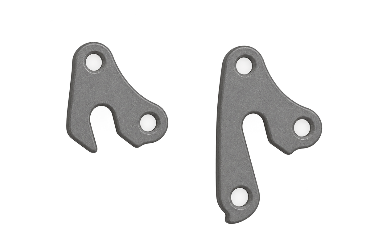 Hanger parts only, no hands or other objects 3