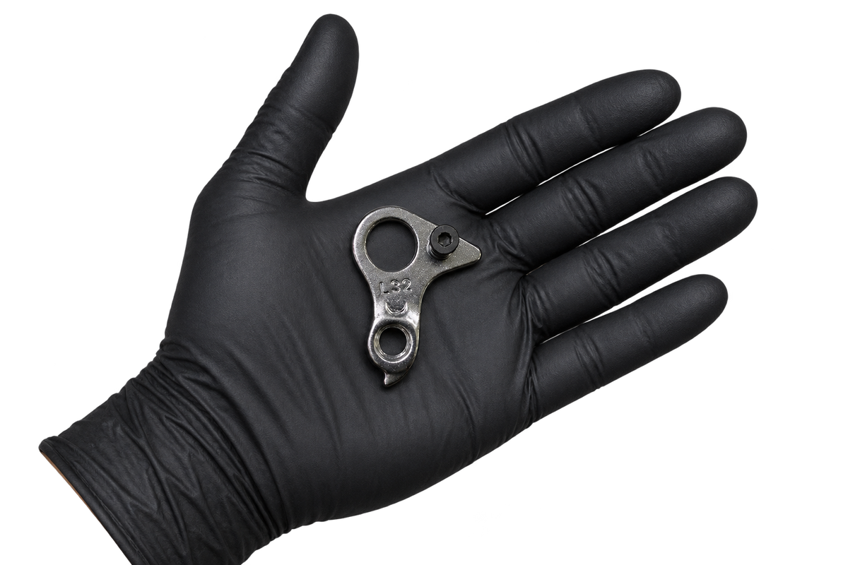 Small Hanger 20 in an open palm 3